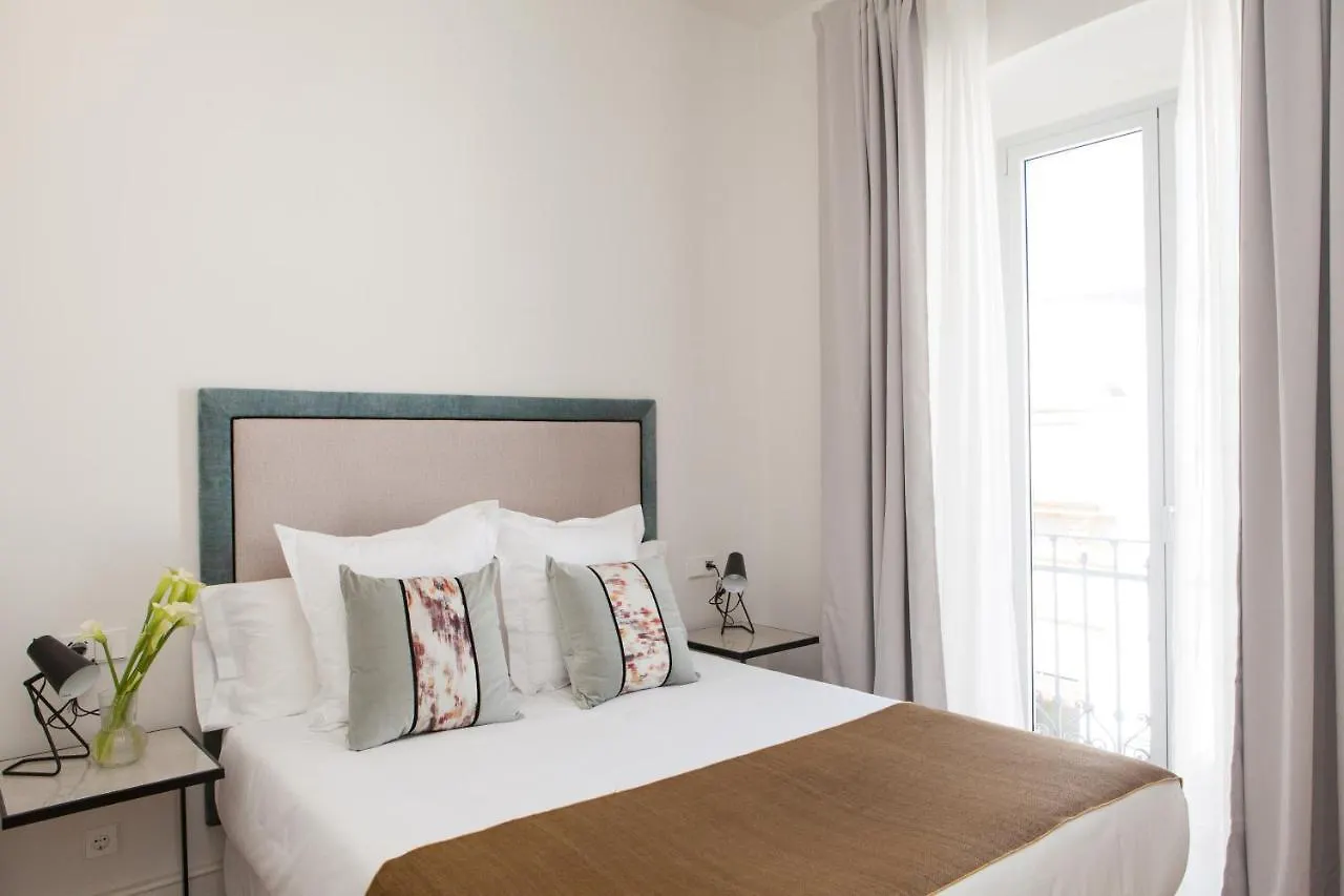 Isg Apartments Cedaceros 세비야