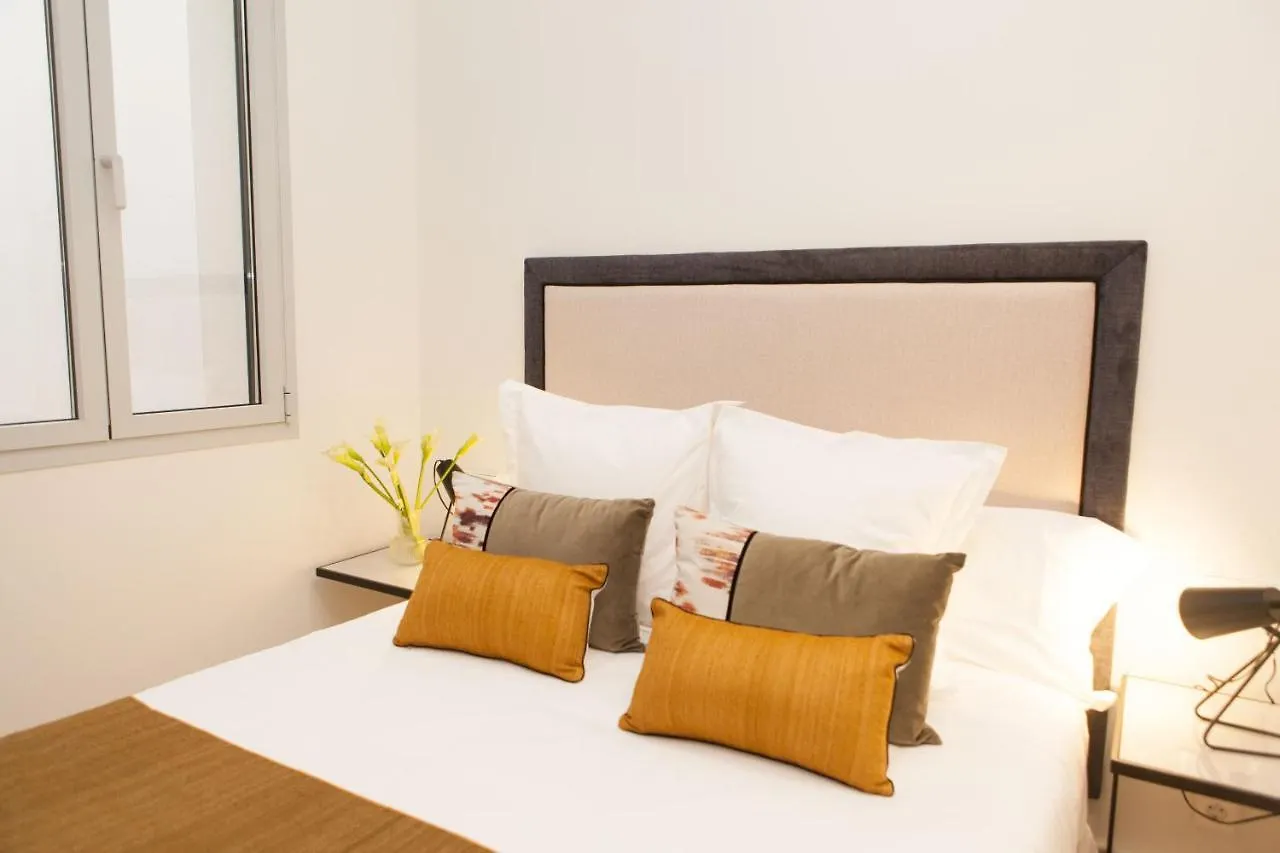 Isg Apartments Cedaceros 세비야