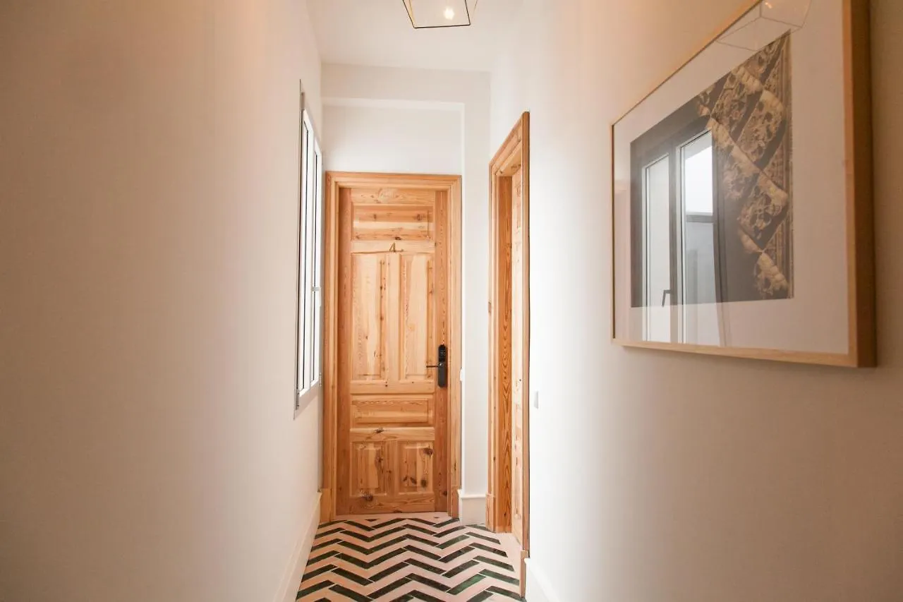 Isg Apartments Cedaceros 세비야