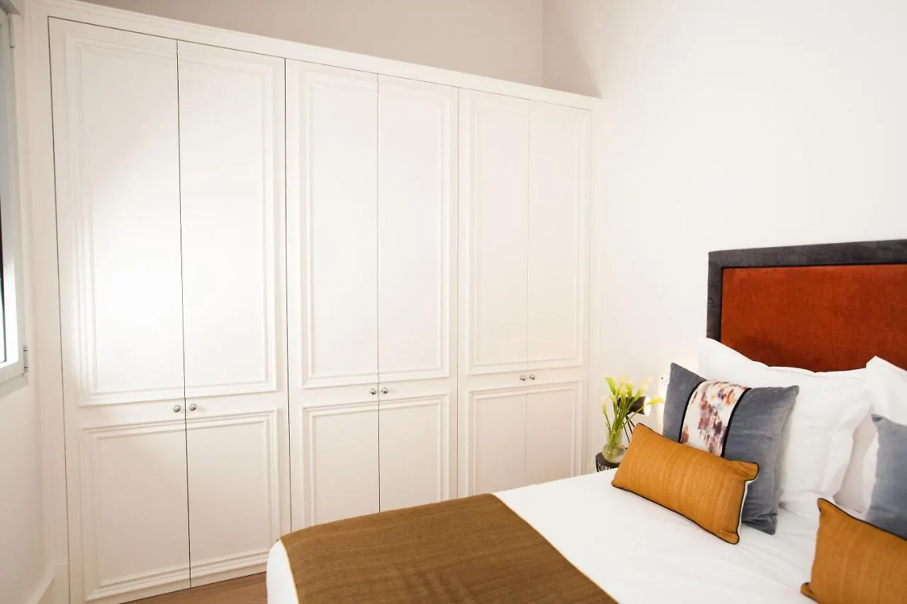 Isg Apartments Cedaceros 세비야 0*,  스페인