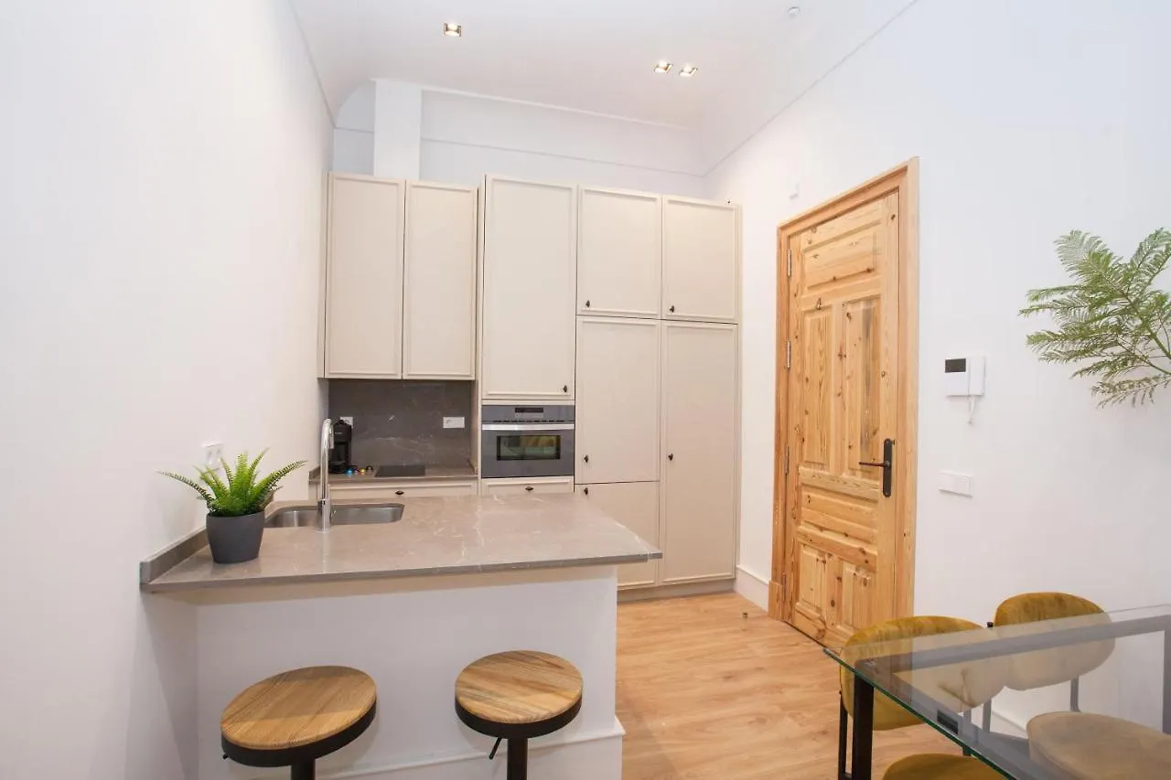 Isg Apartments Cedaceros 세비야