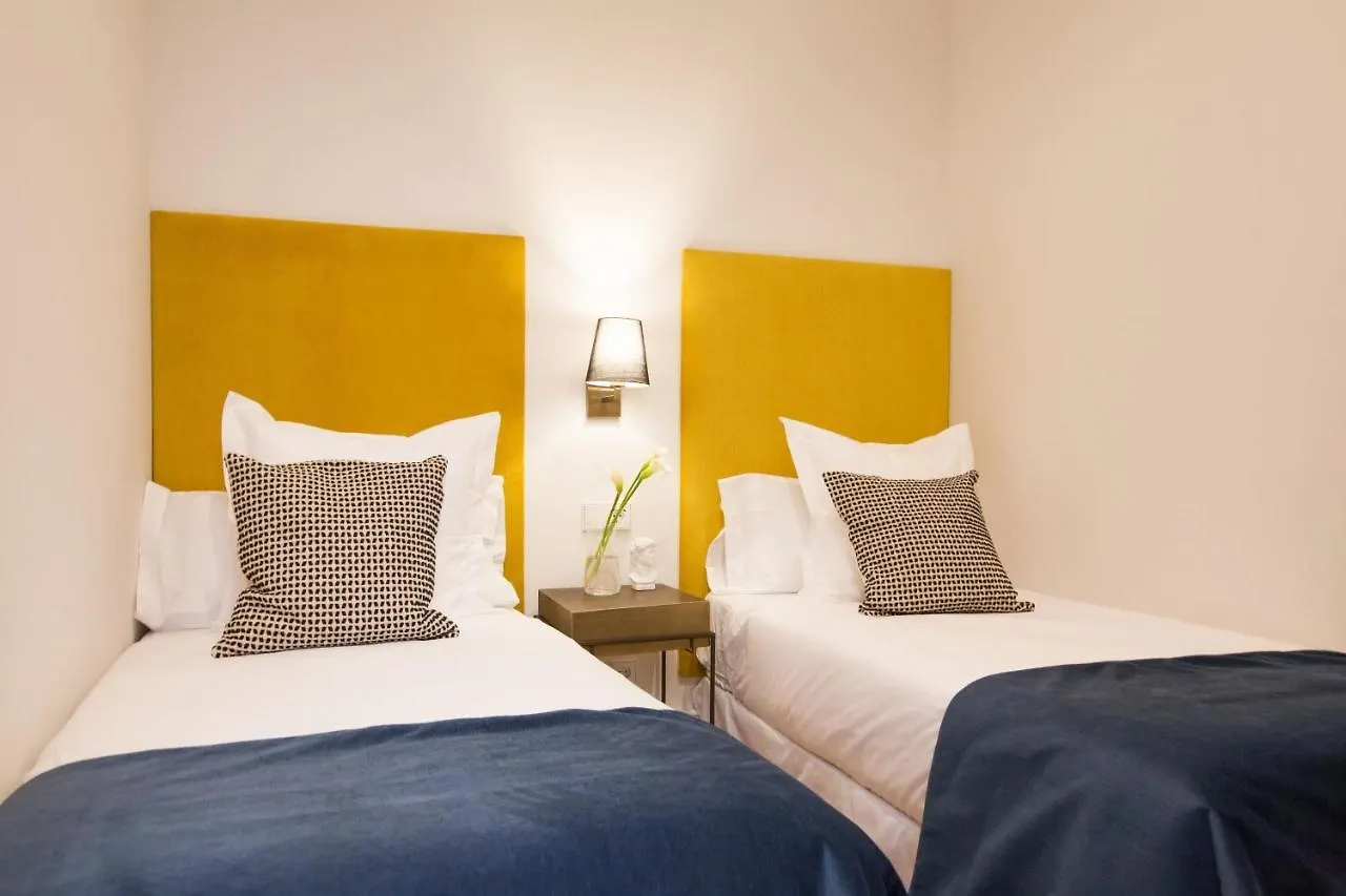Isg Apartments Cedaceros 세비야
