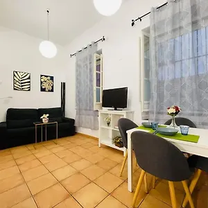 Apartamento San Roman. Centrico Y Acogedor., Sevilha