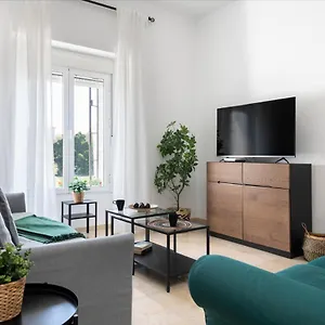 Apartamento Leones Home, Parking Y Vistas Al Rio, Sevilha